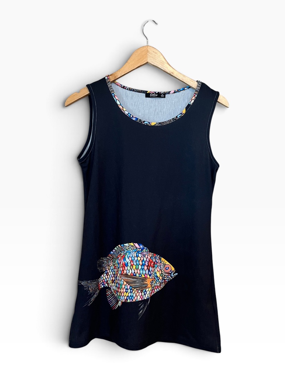 Lily by Firmiana Navy Rainbow Fish Tunic Size Medium